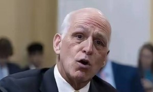 中美会谈惊现反转！美议员当场认账，西方记者目瞪口呆