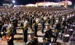 九三阅兵具体安排来了：阅兵编设45个方（梯）队，用时约70分钟，分两个步骤进行