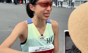 “最快女护士”张水华复出刷新个人最好成绩，就职医院回应：保证医疗安全、本职服务基础上，可以有个人兴趣爱好