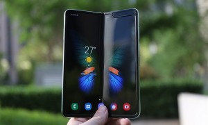 原创
屏幕问题已解决?三星Galaxy Fold即将重新上市