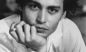 6年6.5亿身价挥霍殆尽,巅峰不在竟靠“父女恋”再上头版。