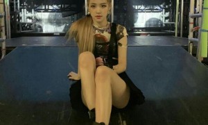 原创 
            业务能力一绝成“澳洲玫瑰”,还是蚂蚁腰的最佳代言人?