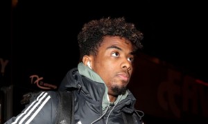 原创
曼联神童不满索帅批评体能不佳欲出走大巴黎!自比梅西想进一线队